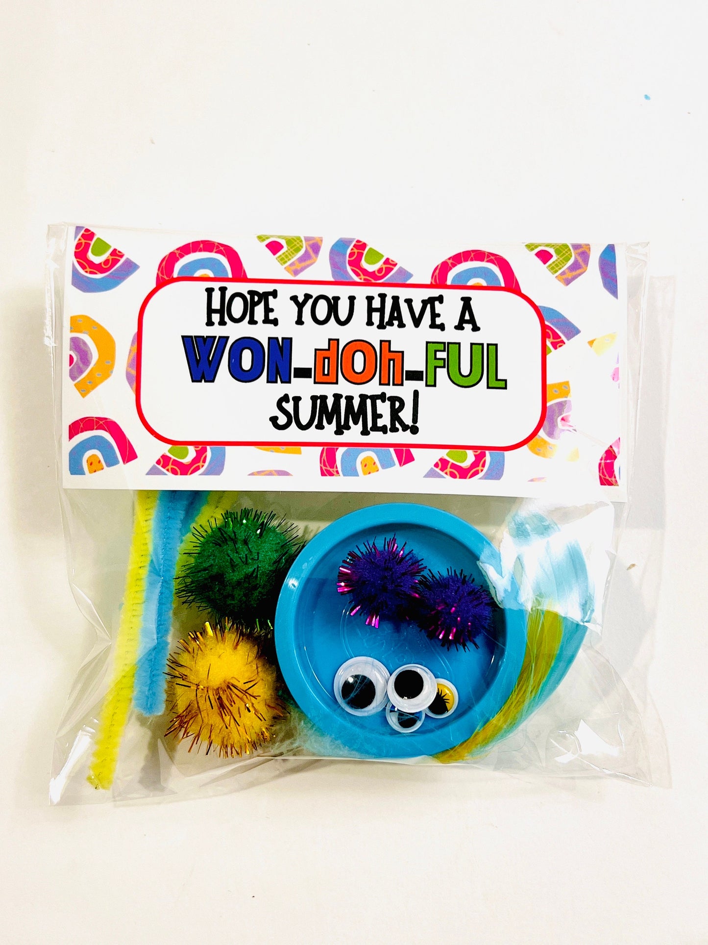 Playdoh Summer Favors/ End of School year Favors/Last day of school gifts/Kindergarten-Preschool Graduation