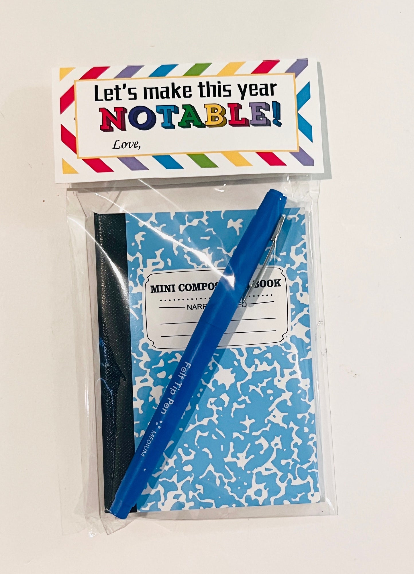 Back to school Favors for kids. Mini Notepad and pen favors